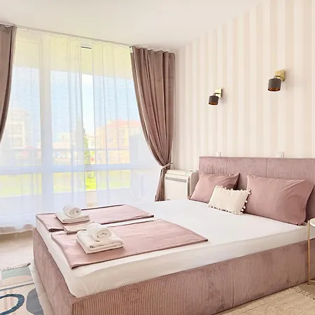 In Sunny Island Complex Appart hôtel Tchernomorets