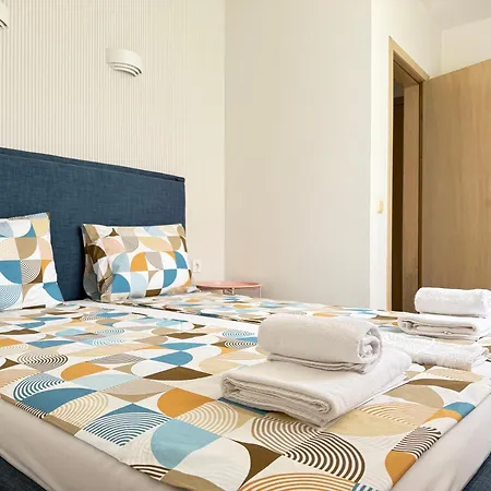 In Sunny Island Complex Appart hôtel 4*