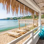 Aparthotel In Sunny Island Complex Chernomorets