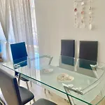 Lejlighedshotel In Sunny Island Complex 4*