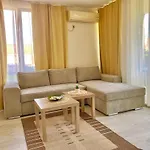 In Sunny Island Complex Lejlighedshotel Chernomorets