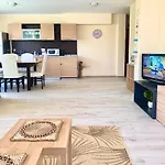 In Sunny Island Complex شقة فندقية