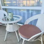 Aparthotel In Sunny Island Complex Chernomorets