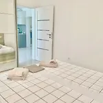 In Sunny Island Complex Lejlighedshotel 4*