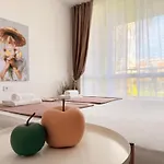 Aparthotel In Sunny Island Complex