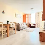 Aparthotel In Sunny Island Complex
