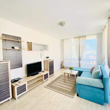 Aparthotel In Sunny Island Complex Chernomorets