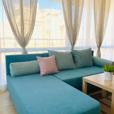 Aparthotel In Sunny Island Complex 2*