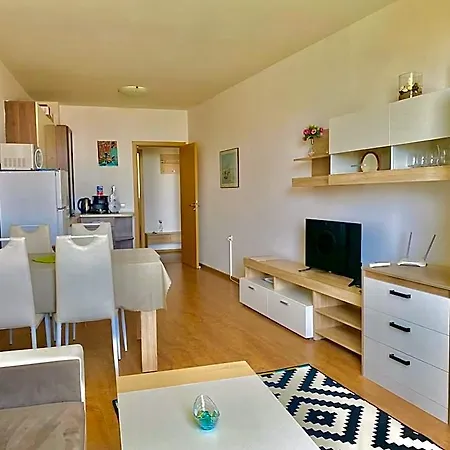 In Sunny Island Complex 4* Chernomorets