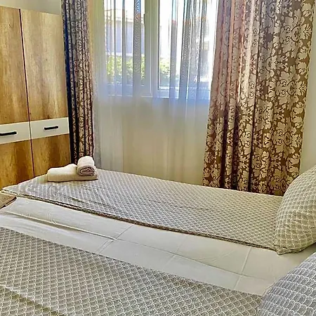 شقة فندقية In Sunny Island Complex تشيرنوموريتس