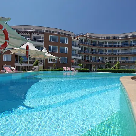 Aparthotel In Sunny Island Complex Chernomorets