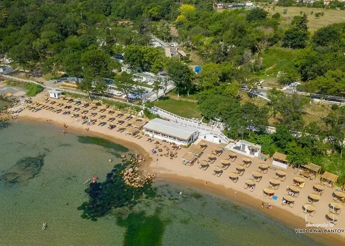 Ξενοδοχείο με διαμερίσματα In Sunny Island Complex Τσερνομόρετς