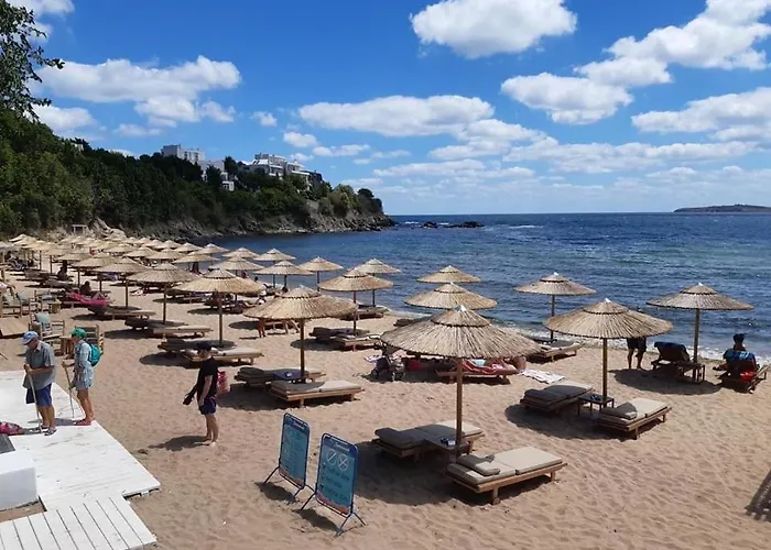 Ξενοδοχείο με διαμερίσματα In Sunny Island Complex