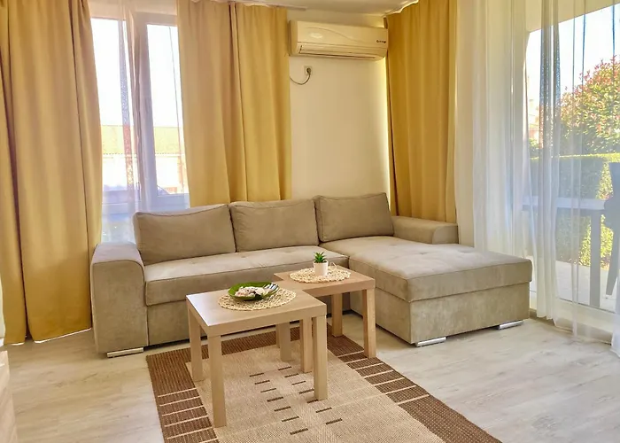 In Sunny Island Complex Ξενοδοχείο με διαμερίσματα Τσερνομόρετς