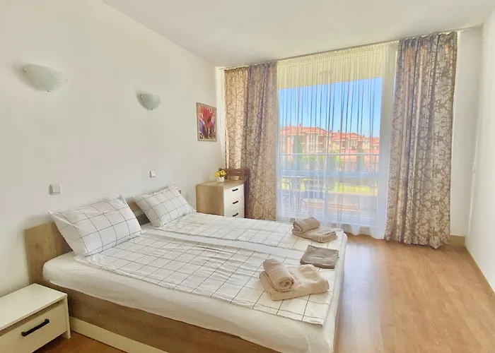 Ξενοδοχείο με διαμερίσματα In Sunny Island Complex 4*