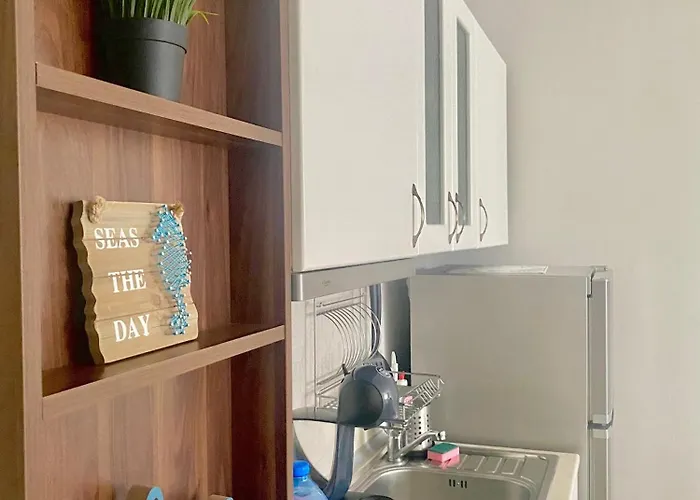 In Sunny Island Complex 4*