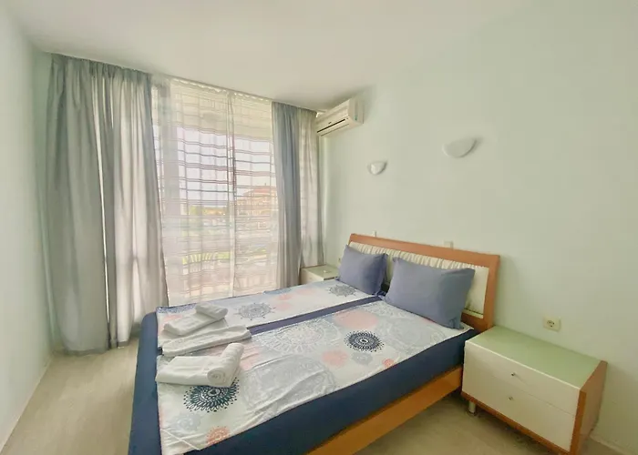 Ξενοδοχείο με διαμερίσματα In Sunny Island Complex 4*