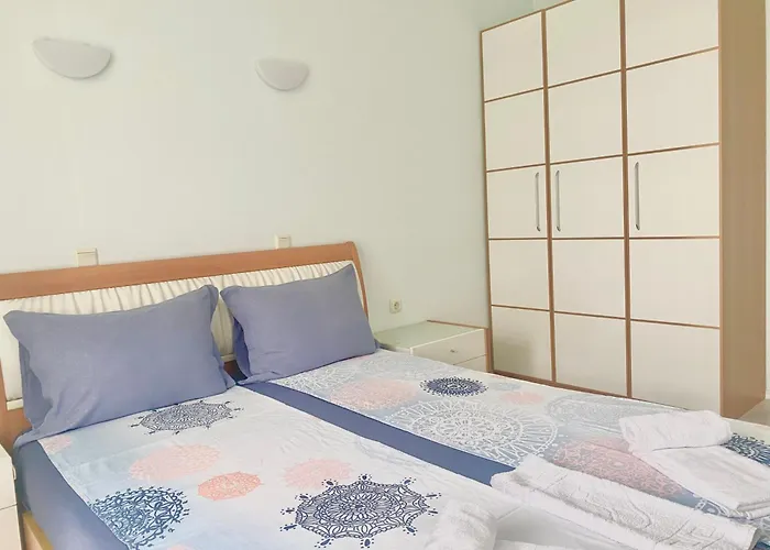 In Sunny Island Complex Ξενοδοχείο με διαμερίσματα Τσερνομόρετς