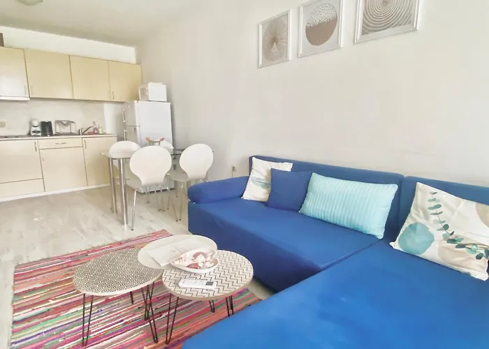 Ξενοδοχείο με διαμερίσματα In Sunny Island Complex 4*